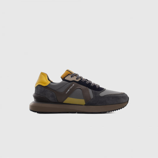 Ambitious Owens Trainer - Yellow