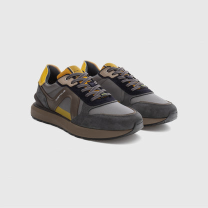 Ambitious Owens Trainer - Yellow