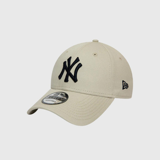 New Era 9Forty New York Yankees Essential Hat - Cream